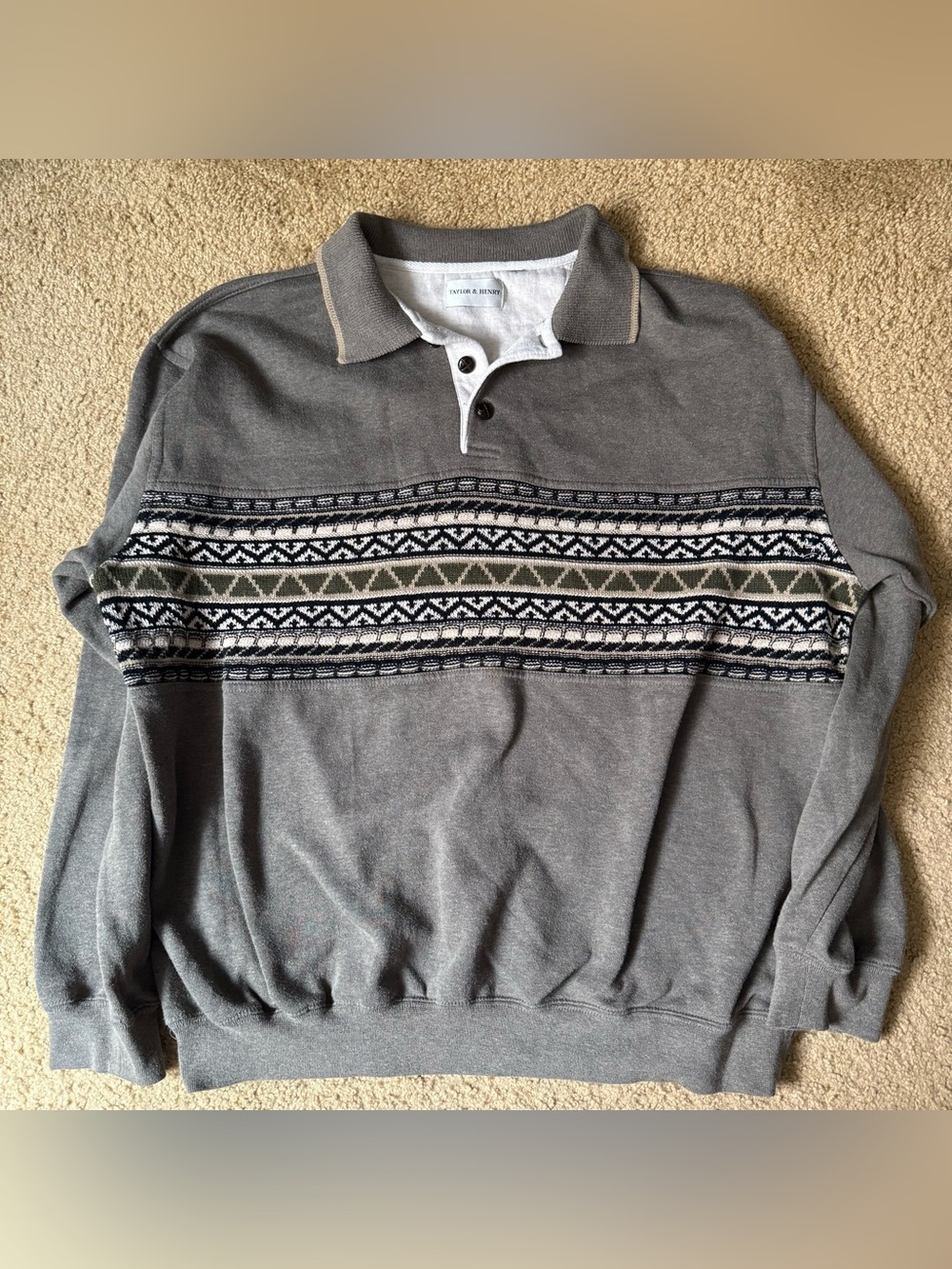 Taylor & Henry Green Henley Collared Pullover
